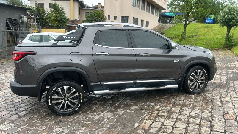 TORO 2.0 16V TURBO DIESEL RANCH AT 4X4 AUTOMÁTICO - 2022 - FARROUPILHA