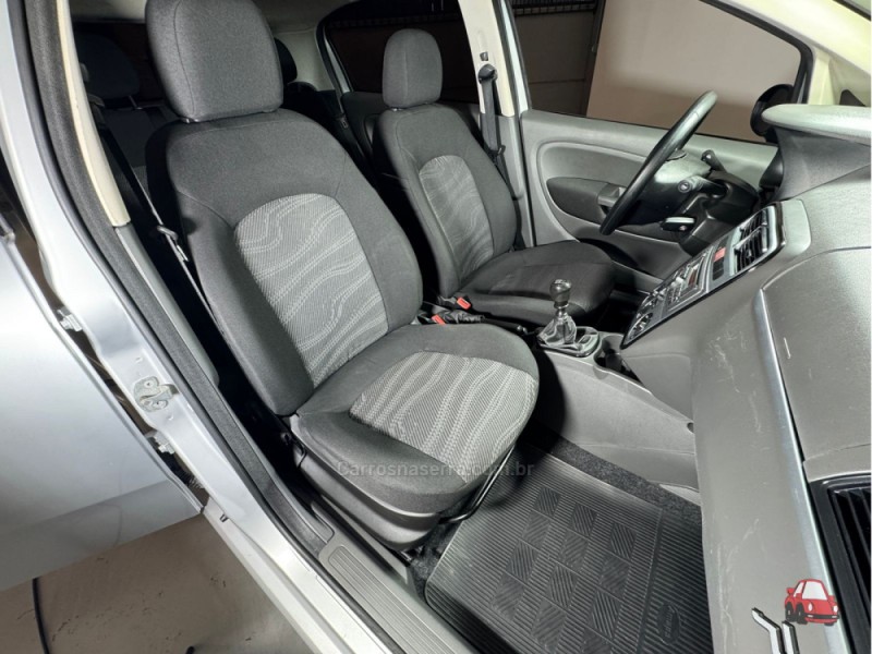 PUNTO 1.4 ATTRACTIVE 8V FLEX 4P MANUAL - 2012 - CAXIAS DO SUL