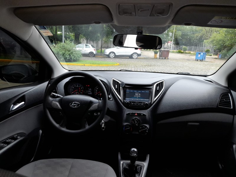 HB20 1.6 COMFORT 16V FLEX 4P MANUAL - 2018 - FARROUPILHA