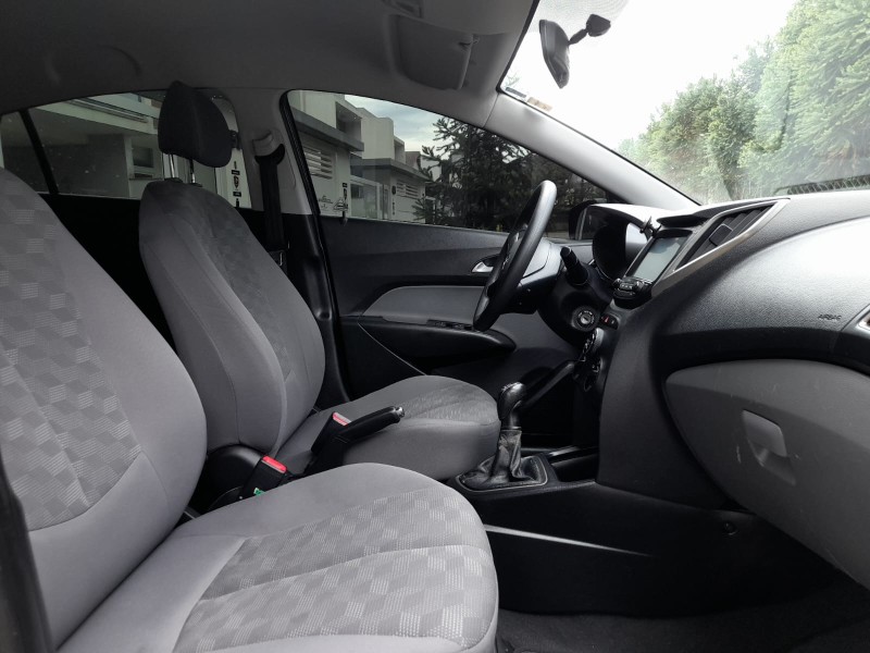 HB20 1.6 COMFORT 16V FLEX 4P MANUAL - 2018 - FARROUPILHA