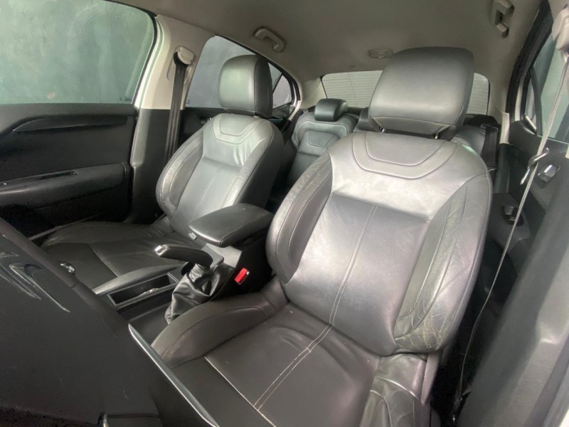 C4 LOUNGE 1.6 EXCLUSIVE 16V TURBO GASOLINA 4P AUTOMÁTICO - 2014 - CAXIAS DO SUL