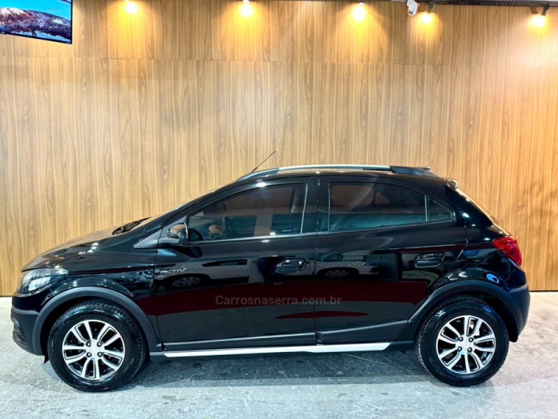 ONIX 1.4 MPFI ACTIV 8V FLEX 4P AUTOMÁTICO - 2017 - BENTO GONçALVES