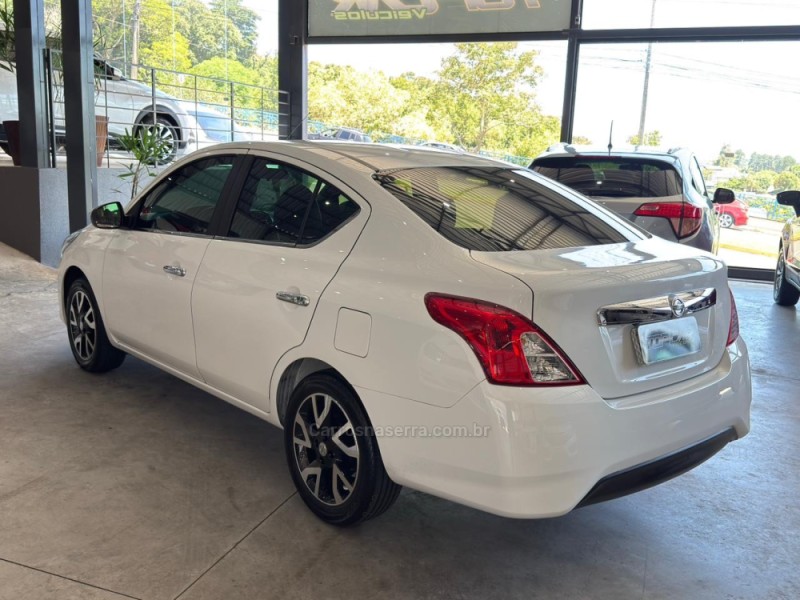 VERSA 1.6 16V SL FLEXSTART FLEX 4P AUTOMÁTICO - 2017 - CAMPO BOM