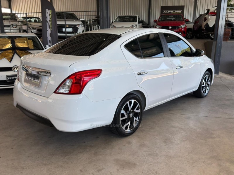 VERSA 1.6 16V SL FLEXSTART FLEX 4P AUTOMÁTICO - 2017 - CAMPO BOM