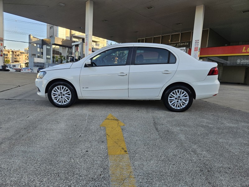 VOYAGE 1.0 MI CITY 8V FLEX 4P MANUAL - 2013 - CAXIAS DO SUL