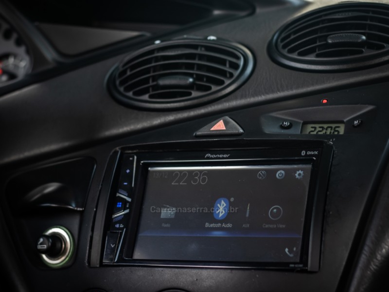 FOCUS 1.6 8V GASOLINA 4P MANUAL - 2008 - CAXIAS DO SUL