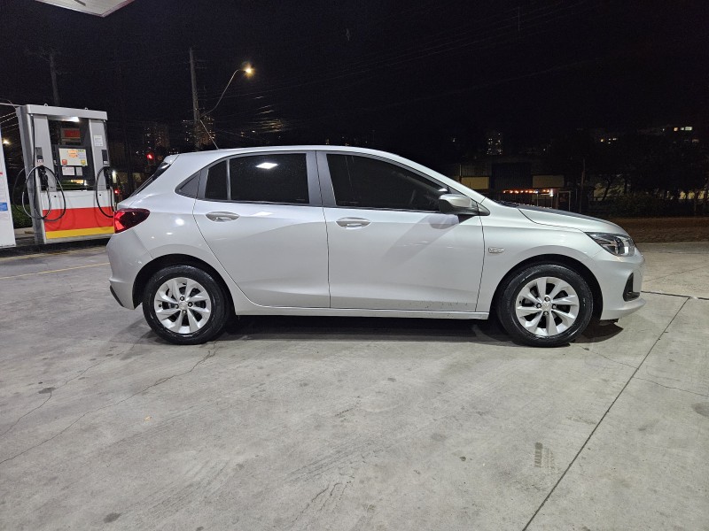 ONIX 1.0 LT 12V FLEX 4P MANUAL - 2020 - CAXIAS DO SUL