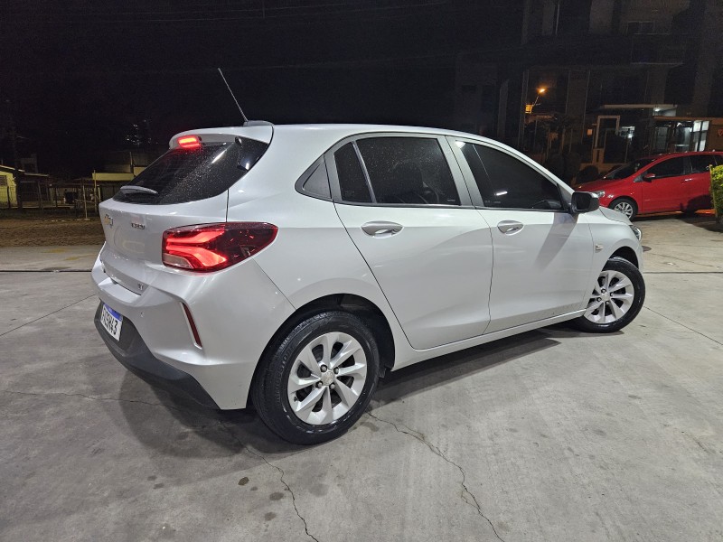 ONIX 1.0 LT 12V FLEX 4P MANUAL - 2020 - CAXIAS DO SUL