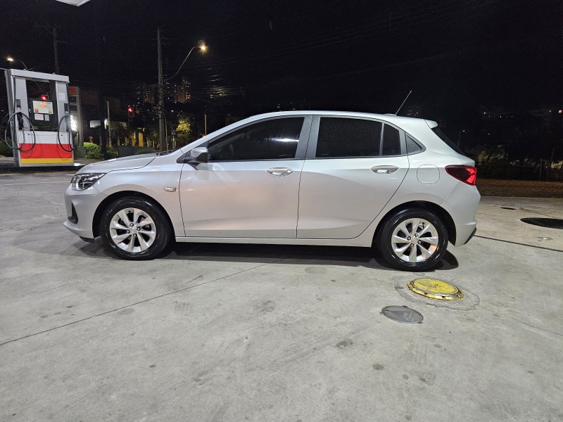 ONIX 1.0 LT 12V FLEX 4P MANUAL - 2020 - CAXIAS DO SUL