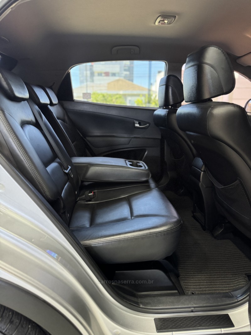 KORANDO 2.2 XDI220 DIESEL 4WD AUTOMÁTICO - 2012 - CAXIAS DO SUL