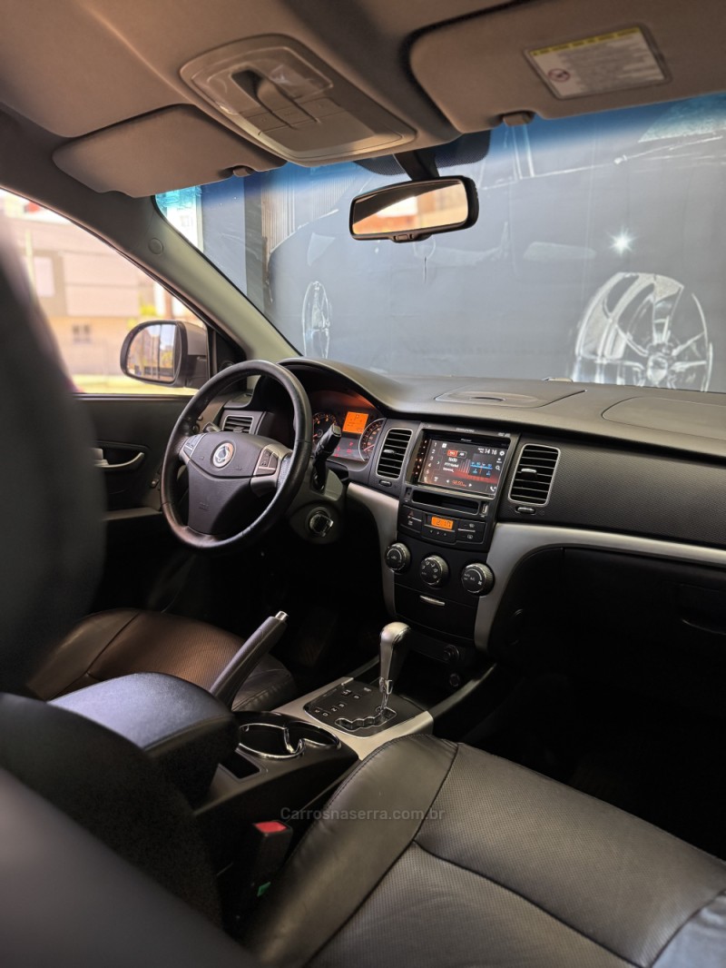 KORANDO 2.2 XDI220 DIESEL 4WD AUTOMÁTICO - 2012 - CAXIAS DO SUL