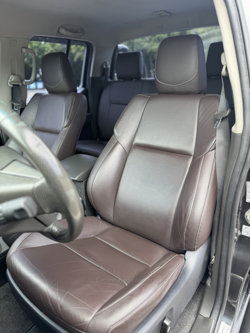 FRONTIER 2.5 SV ATTACK 4X4 CD TURBO ELETRONIC DIESEL 4P MANUAL - 2014 - CAXIAS DO SUL