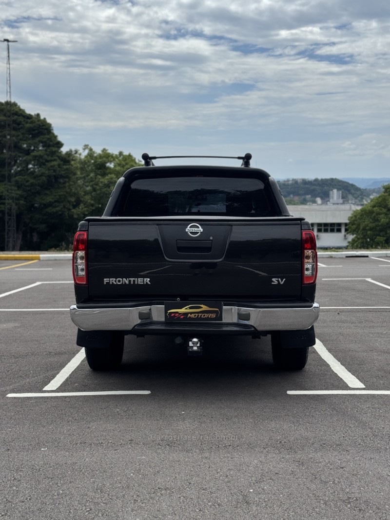 FRONTIER 2.5 SV ATTACK 4X4 CD TURBO ELETRONIC DIESEL 4P MANUAL - 2014 - CAXIAS DO SUL