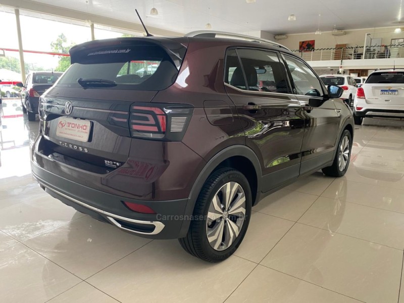 T-CROSS 1.4 HIGHLINE TSI 16V FLEX 4P AUTOMÁTICO - 2019 - LAJEADO