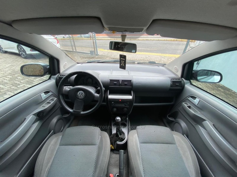 FOX 1.6 MI ROUTE 8V FLEX 4P MANUAL - 2008 - CAXIAS DO SUL