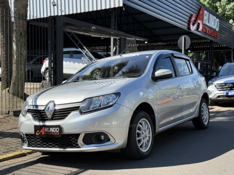 SANDERO 1.6 EXPRESSION 16V FLEX 4P MANUAL - 2015 - PAROBé