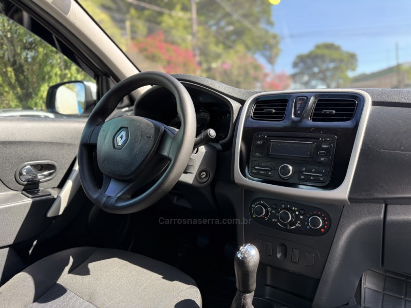 SANDERO 1.6 EXPRESSION 16V FLEX 4P MANUAL - 2015 - PAROBé