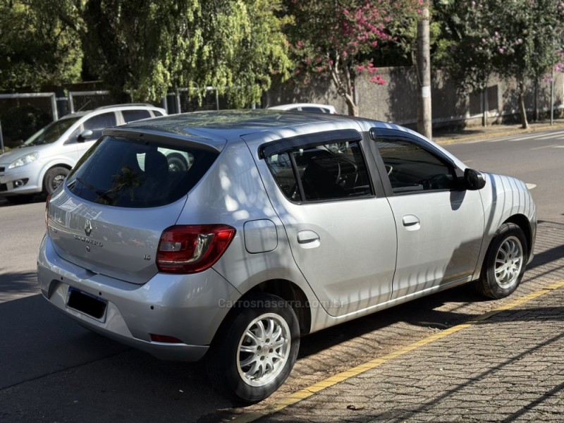 SANDERO 1.6 EXPRESSION 16V FLEX 4P MANUAL - 2015 - PAROBé
