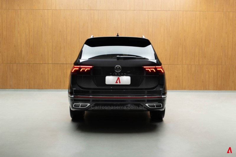 TIGUAN 2.0 ALLSPACE R-LINE 300 TSI GASOLINA 4P AUTOMÁTICO - 2024 - GARIBALDI