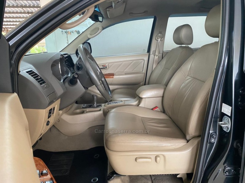 HILUX SW4 3.0 SRV 4X4 16V TURBO INTERCOOLER DIESEL 4P AUTOMÁTICO - 2010 - LAJEADO