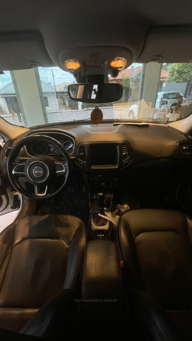 COMPASS 2.0 TRAILHAWK TD350 TURBO DIESEL 4X4 4P AUTOMÁTICO - 2017 - CAXIAS DO SUL