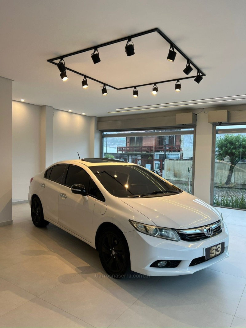 CIVIC 1.8 EXS 16V GASOLINA 4P AUTOMÁTICO - 2013 - CAXIAS DO SUL