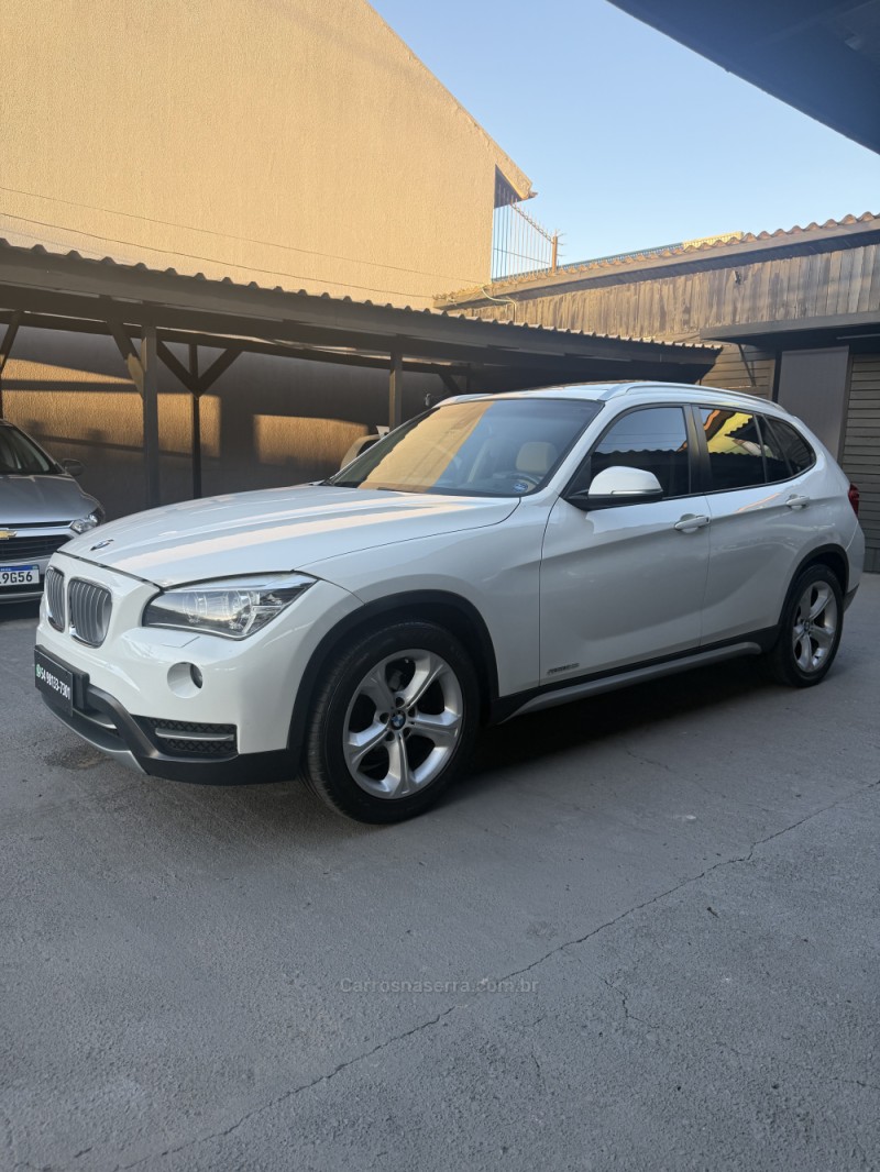 X1 2.0 16V TURBO GASOLINA SDRIVE20I X-LINE 4P AUTOMÁTICO - 2014 - CAXIAS DO SUL