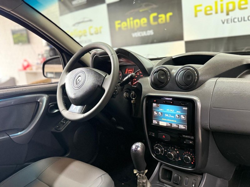 DUSTER 1.6 DYNAMIQUE 4X2 16V FLEX 4P MANUAL - 2013 - CAXIAS DO SUL