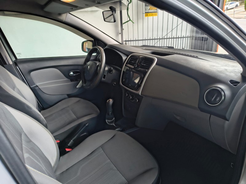 LOGAN 1.0 EXPRESSION 16V FLEX 4P MANUAL - 2015 - CAXIAS DO SUL