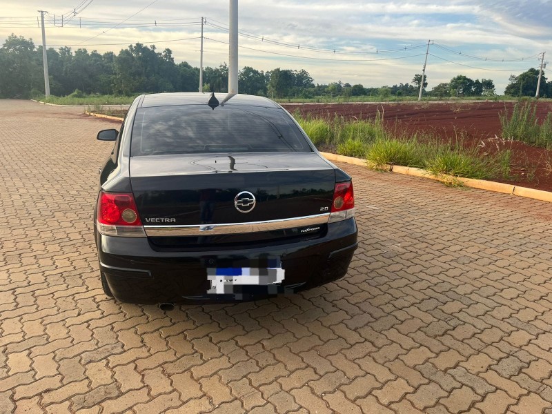 VECTRA 2.0 MPFI ELEGANCE 8V FLEX 4P AUTOMÁTICO - 2006 - ESTRELA