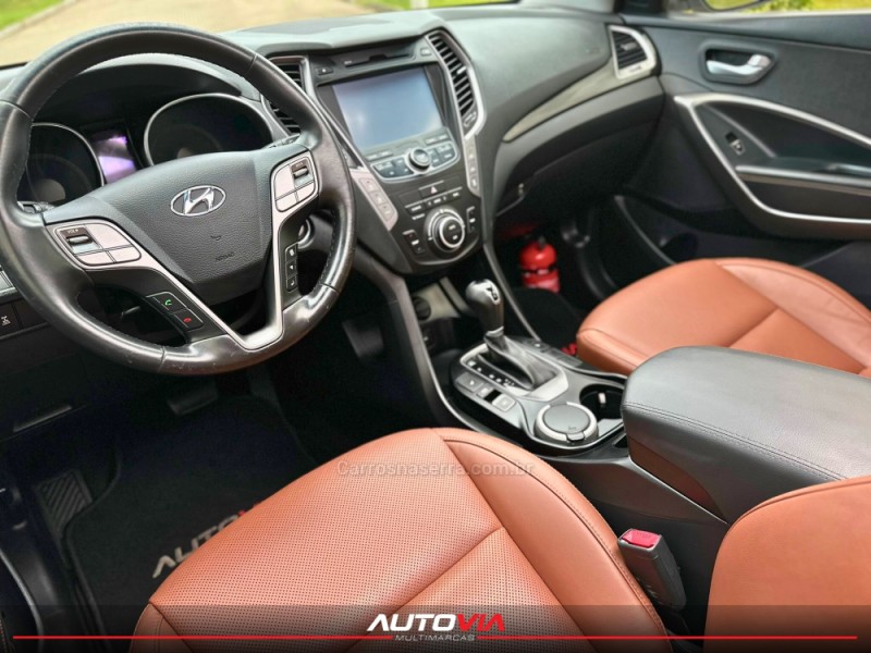 GRAND SANTA FÉ 3.3 MPFI V6 4WD GASOLINA 4P AUTOMÁTICO - 2015 - SAPIRANGA