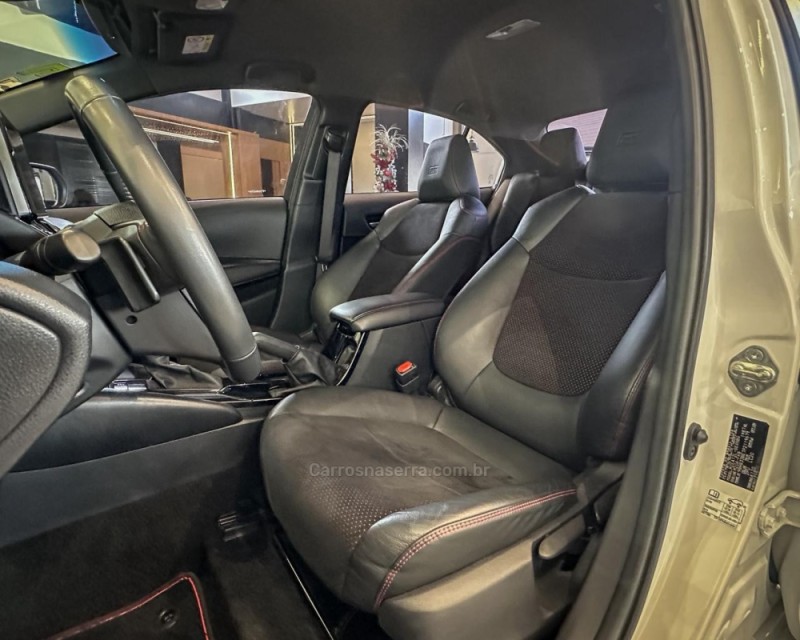 COROLLA 2.0 GR SPORT 16V FLEX 4P AUTOMÁTICO - 2023 - GARIBALDI