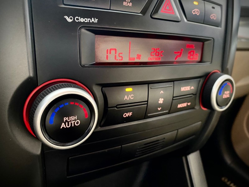 SORENTO 2.4 EX 4X2 16V GASOLINA 4P AUTOMÁTICO - 2012 - LAJEADO