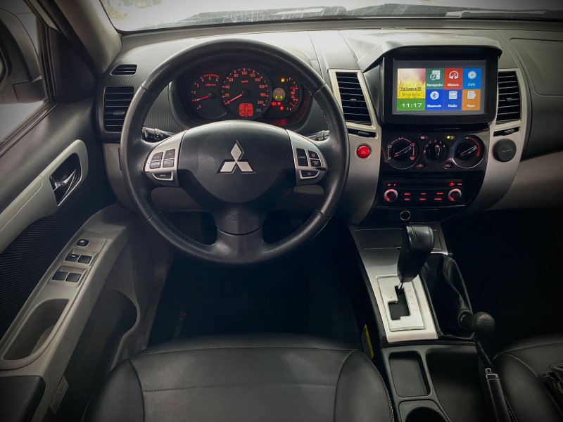 PAJERO DAKAR 3.2 4X4 16V TURBO INTERCOOLER DIESEL 4P AUTOMÁTICO - 2015 - LAJEADO