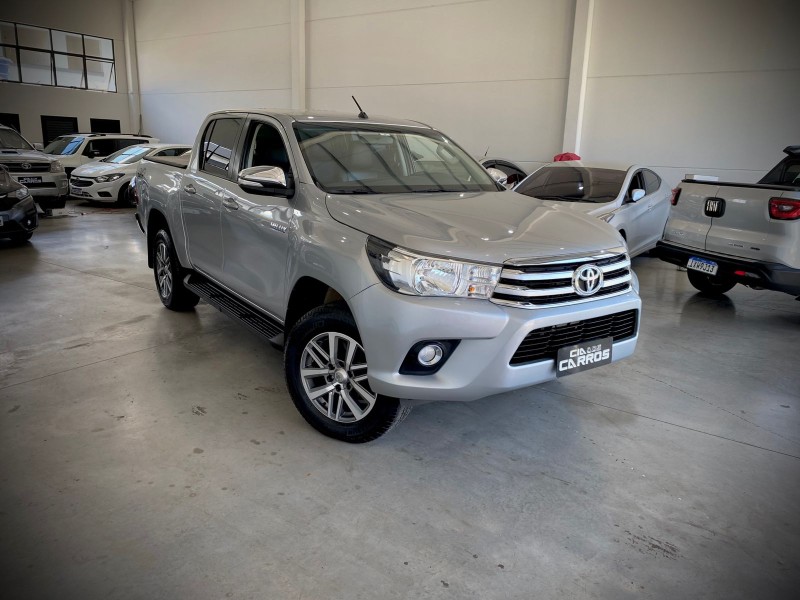 hilux 2.8 srv 4x4 cd 16v diesel 4p automatico 2016 lajeado