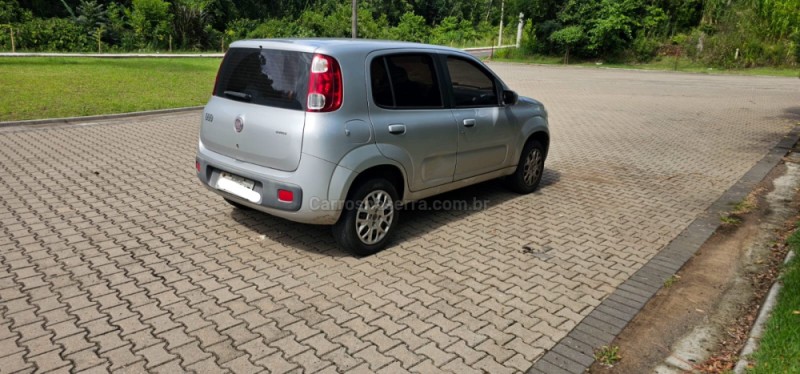 UNO 1.0 EVO VIVACE 8V FLEX 4P MANUAL - 2014 - IVOTI