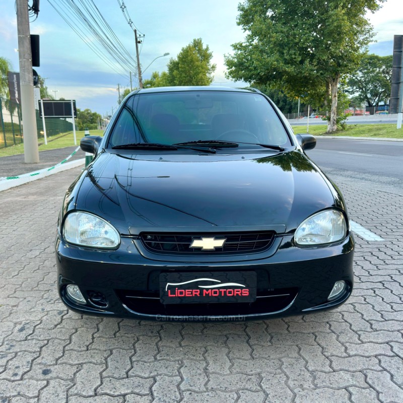 CLASSIC 1.0 VHC LS 8V FLEX 4P MANUAL - 2010 - ESTâNCIA VELHA