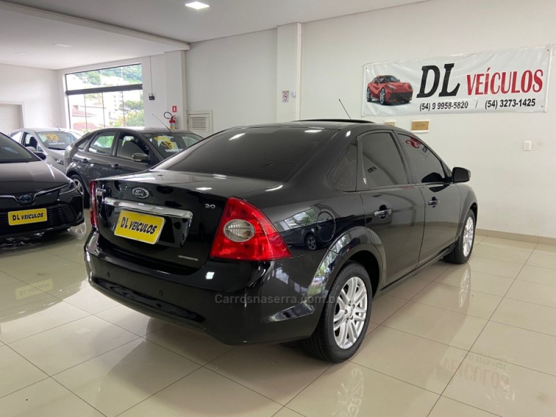 FOCUS 2.0 GHIA SEDAN 16V GASOLINA 4P AUTOMÁTICO - 2009 - NOVA BASSANO