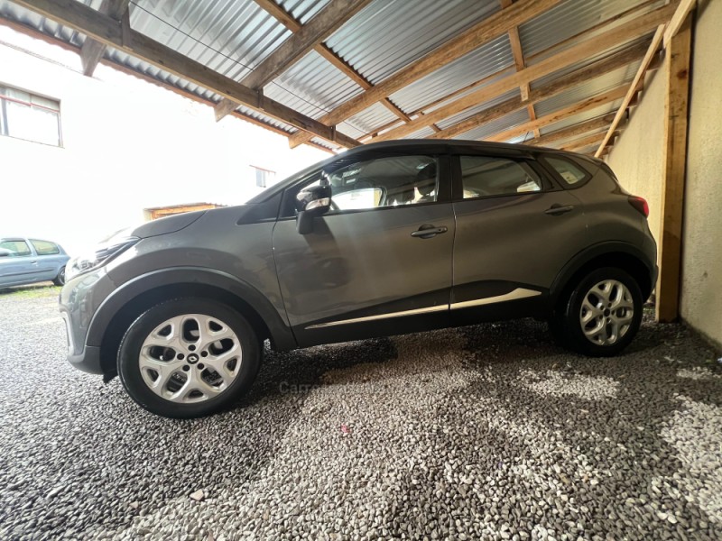 CAPTUR 1.6 16V FLEX ZEN AUTOMÁTICO - 2018 - CAXIAS DO SUL