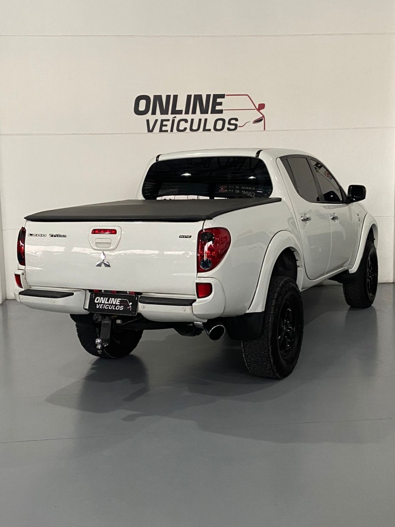 L200 TRITON 3.2 HPE 4X4 CD 16V TURBO INTERCOOLER DIESEL 4P AUTOMÁTICO - 2013 - FARROUPILHA