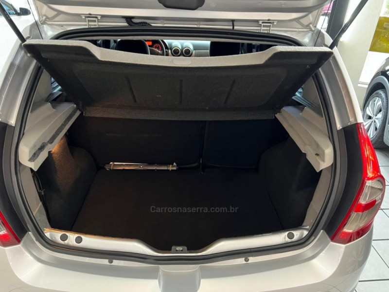 SANDERO 1.6 PRIVILÉGE 8V FLEX 4P MANUAL - 2009 - CAXIAS DO SUL