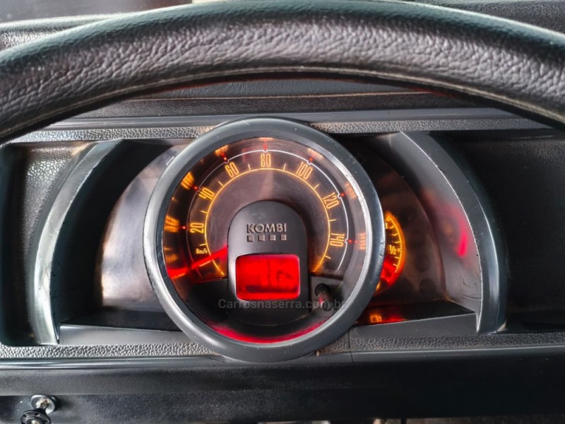 KOMBI 1.4 MI FURGÃO 8V FLEX 3P MANUAL - 2013 - NOVO HAMBURGO