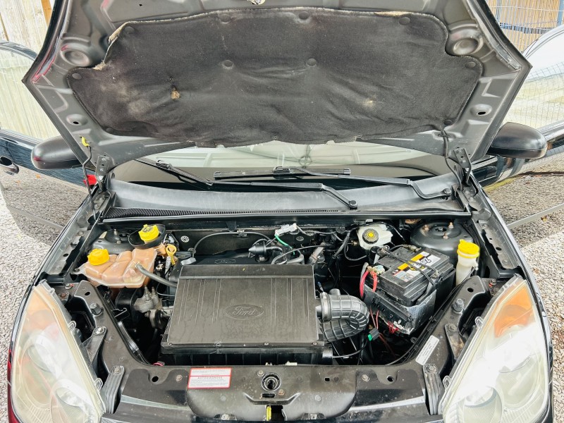 FIESTA 1.0 MPI SEDAN 8V FLEX 4P MANUAL - 2008 - CAXIAS DO SUL