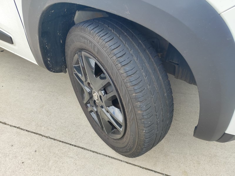 KWID 1.0 12V OUTSIDER FLEX 4P MANUAL - 2022 - FARROUPILHA