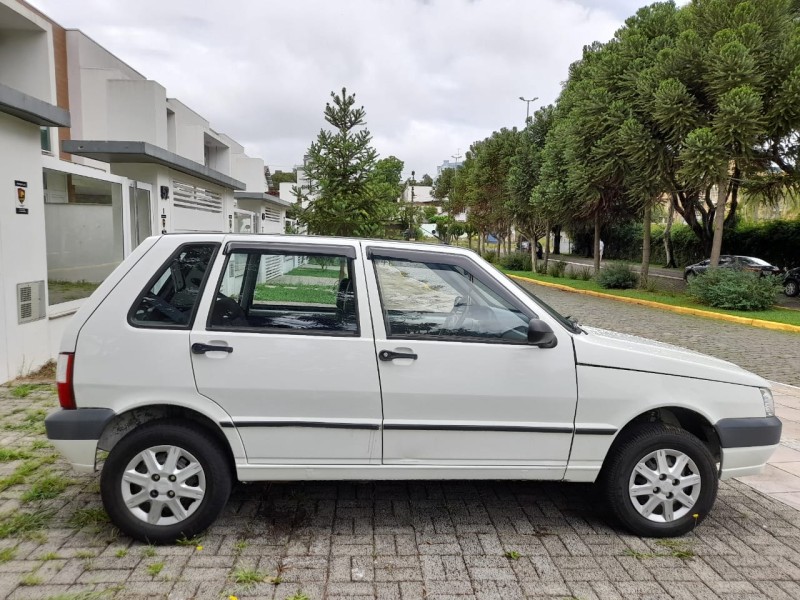 UNO 1.0 MPI MILLE FIRE ECONOMY 8V FLEX 4P MANUAL - 2010 - FARROUPILHA