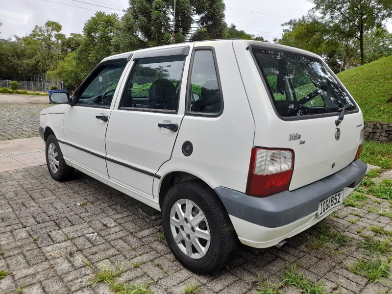 UNO 1.0 MPI MILLE FIRE ECONOMY 8V FLEX 4P MANUAL - 2010 - FARROUPILHA