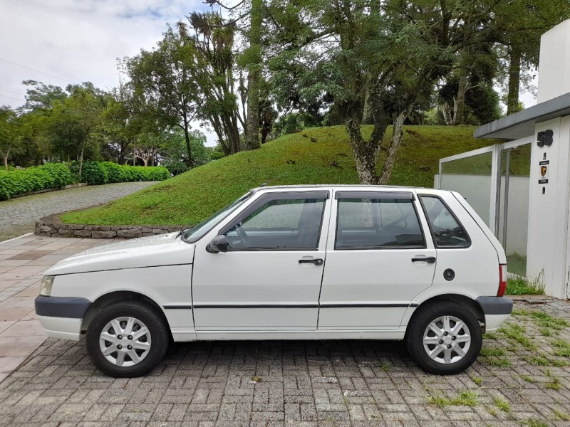 UNO 1.0 MPI MILLE FIRE ECONOMY 8V FLEX 4P MANUAL - 2010 - FARROUPILHA