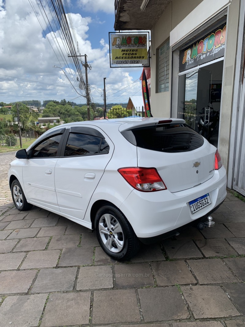 ONIX 1.0 LT 12V FLEX 4P MANUAL - 2013 - CAXIAS DO SUL