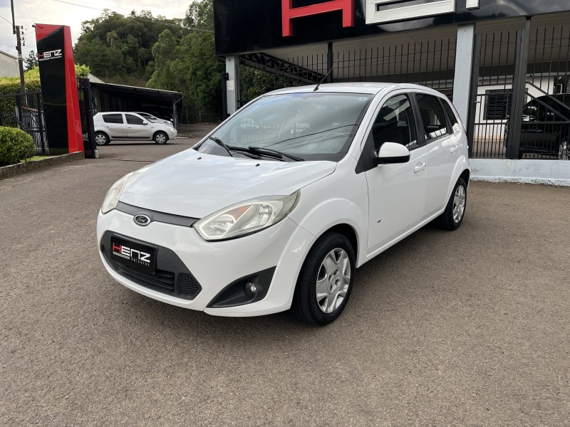 FIESTA 1.0 SE 8V FLEX 4P MANUAL