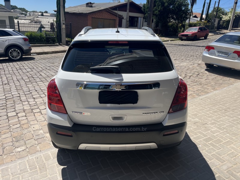 TRACKER 1.8 MPFI LTZ 4X2 16V FLEX 4P AUTOMÁTICO - 2016 - VERANóPOLIS